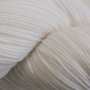 cascade-heritage-YarnSkeinColor5625